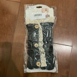 Women’s lace-accent button boot cuffs